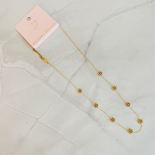 Colar Flor com Contas Douradas – Aço Inoxidável à Prova d’água